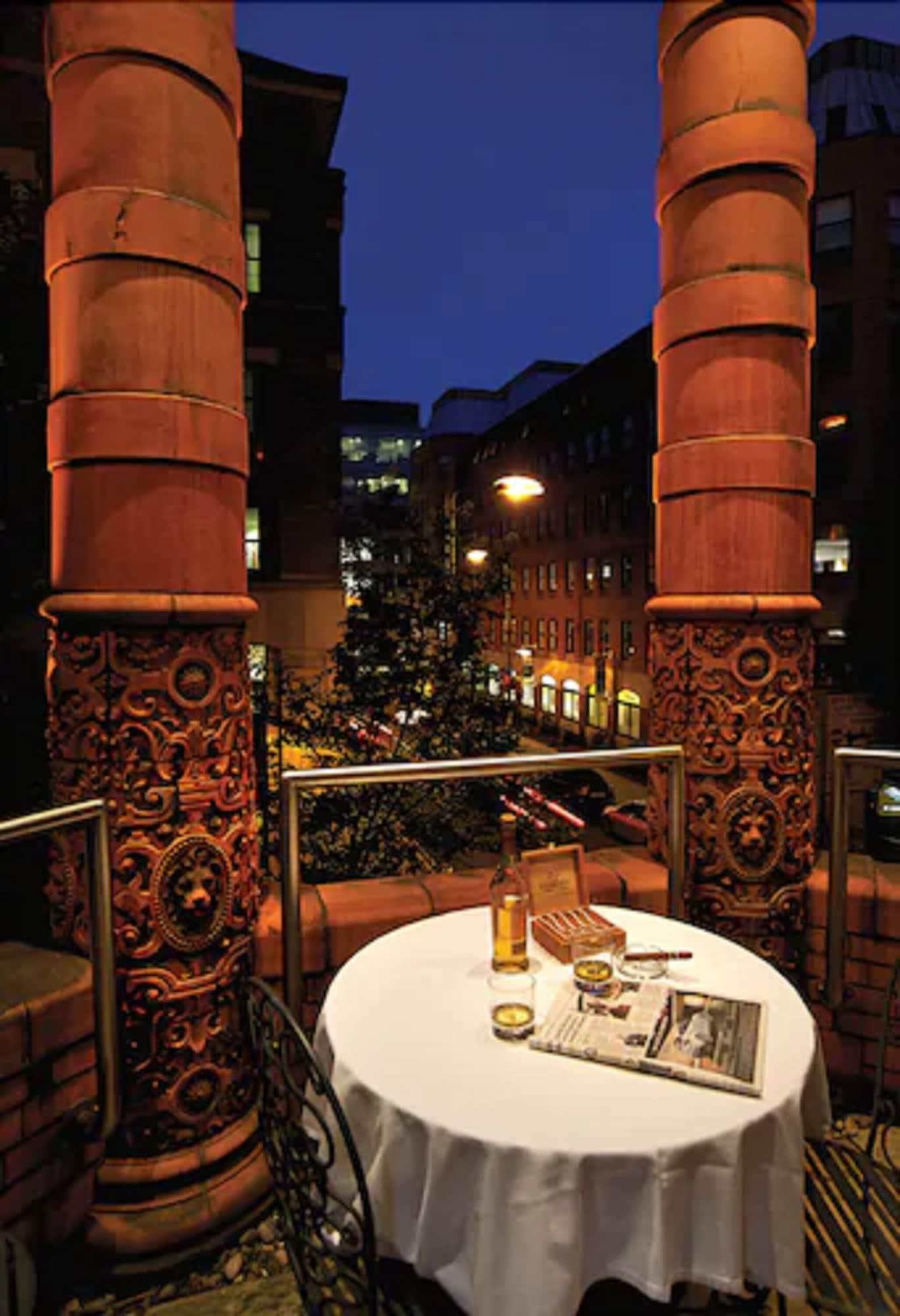 Quebecs Hotel Leeds  Buitenkant foto